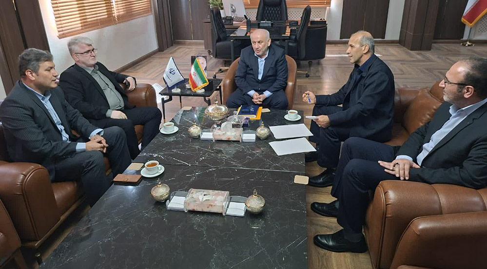 تأکید استاندار مازندران بر حمایت از شرکت آنتی‌بیوتیک‌سازی ایران در مسیر توسعه و تولید